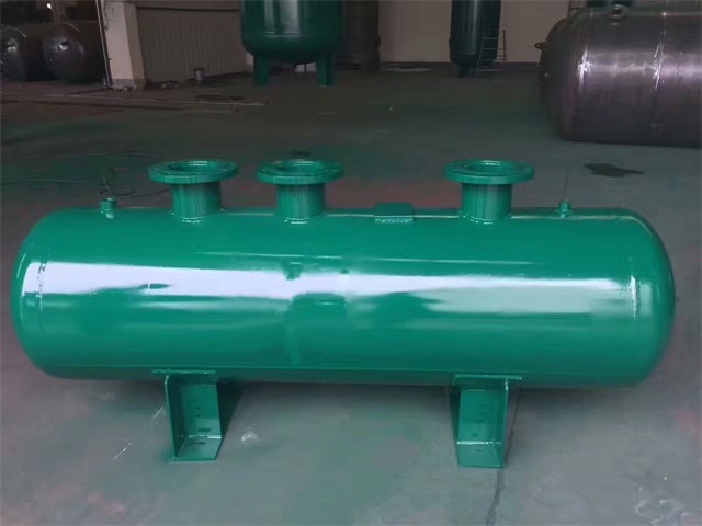1679991473376569.jpeg 剑阁剑阁剑阁蒸汽分气缸1.jpeg